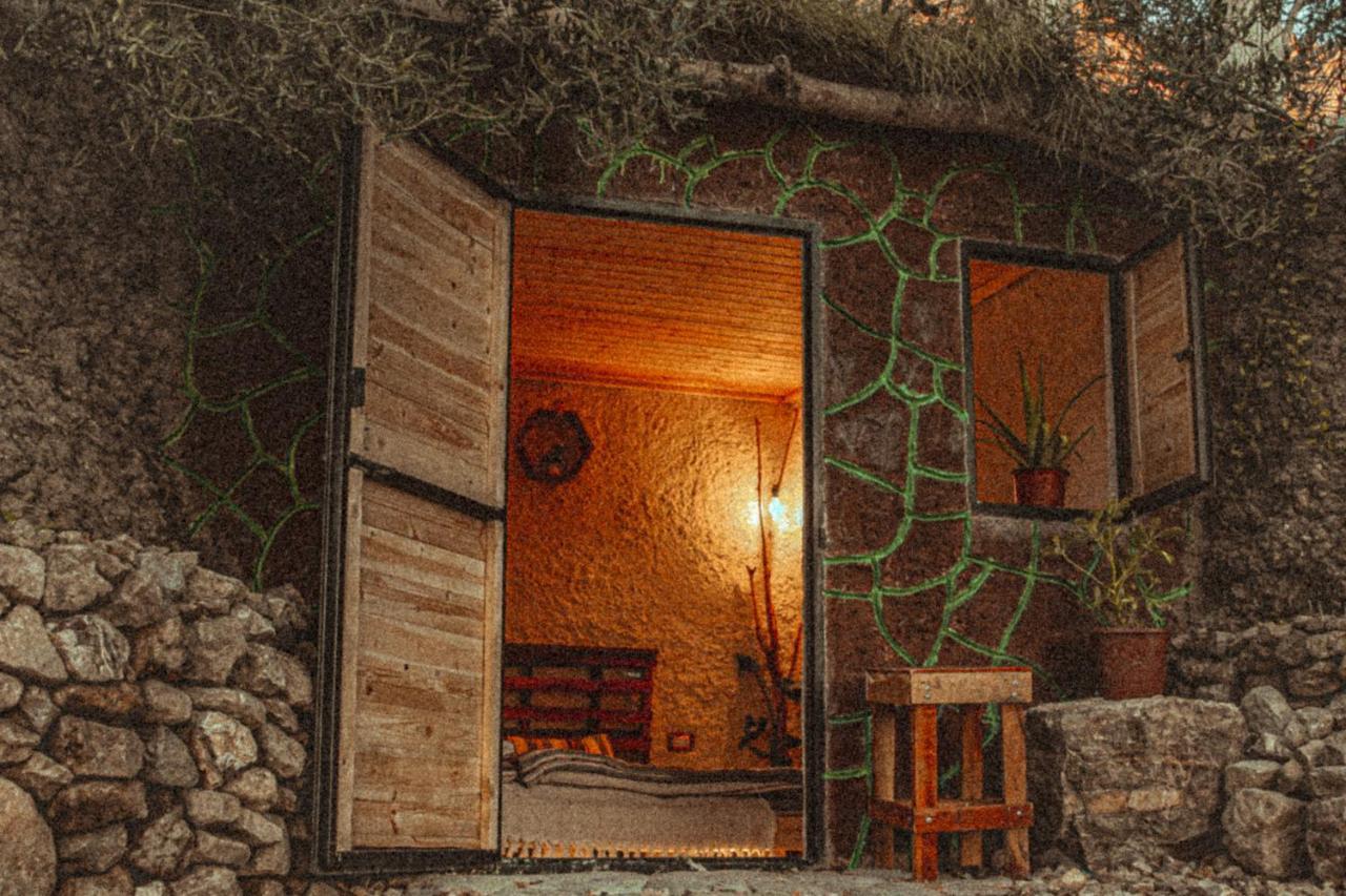 Hobbit Village Дана Экстерьер фото